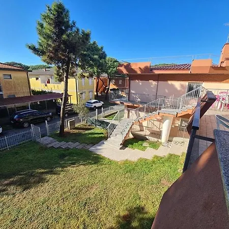 Apartman Milla 10 *